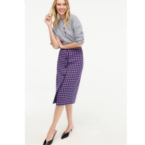EUC like new size 12 Large J. Crew Purple Plaid Pencil Skirt with buttons. - Picture 1 of 14